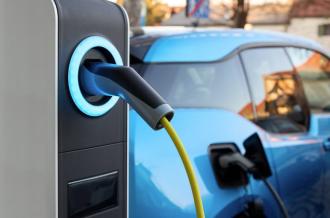 Electric vehicle charging station